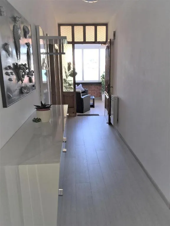 Cosy Apartment On The Beach - Kali 0*,  Croazia
