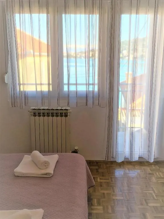 Cosy Apartment On The Beach - Kali