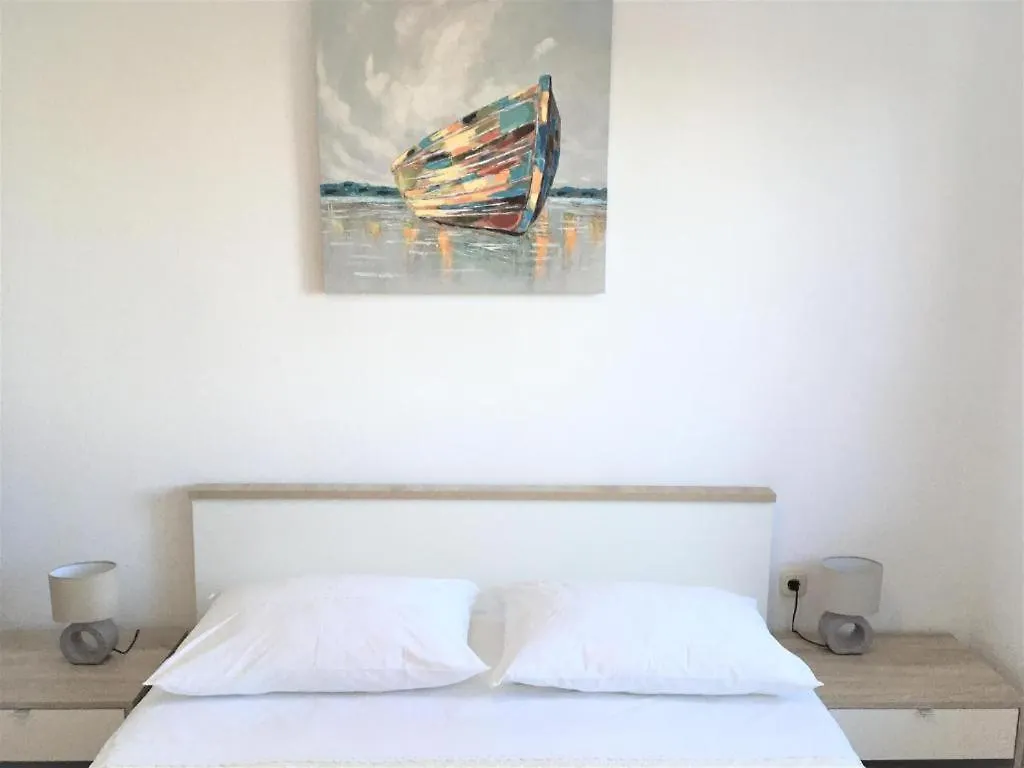 Cosy Apartment On The Beach - Kali Croazia