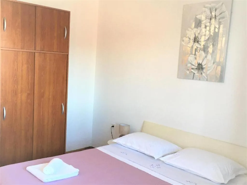 Cosy Apartment On The Beach - Kali