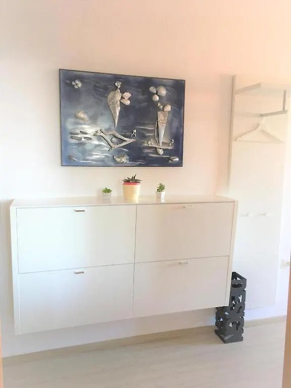 Cosy Apartment On The Beach - Kali