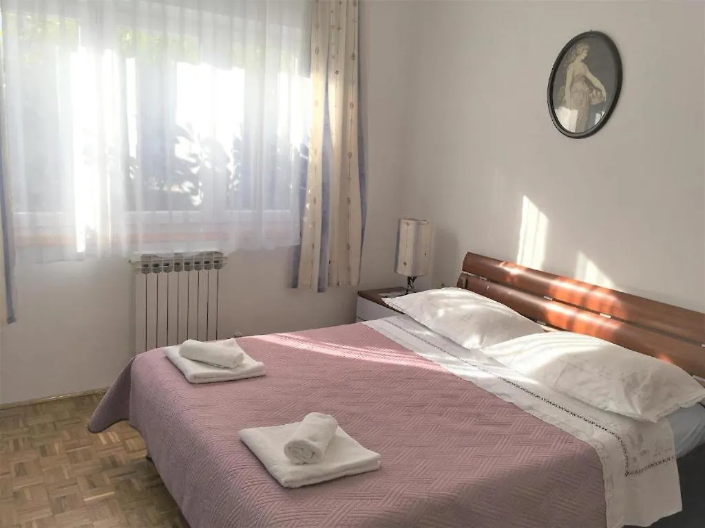 Cosy Apartment On The Beach - Kali