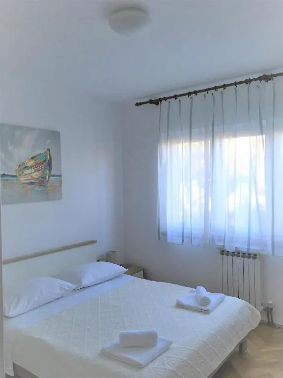 Cosy Apartment On The Beach - Kali